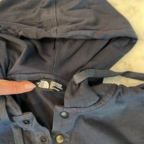 North Face hoodie 3 button snap pullover top sz S navy - Picture 4 of 4